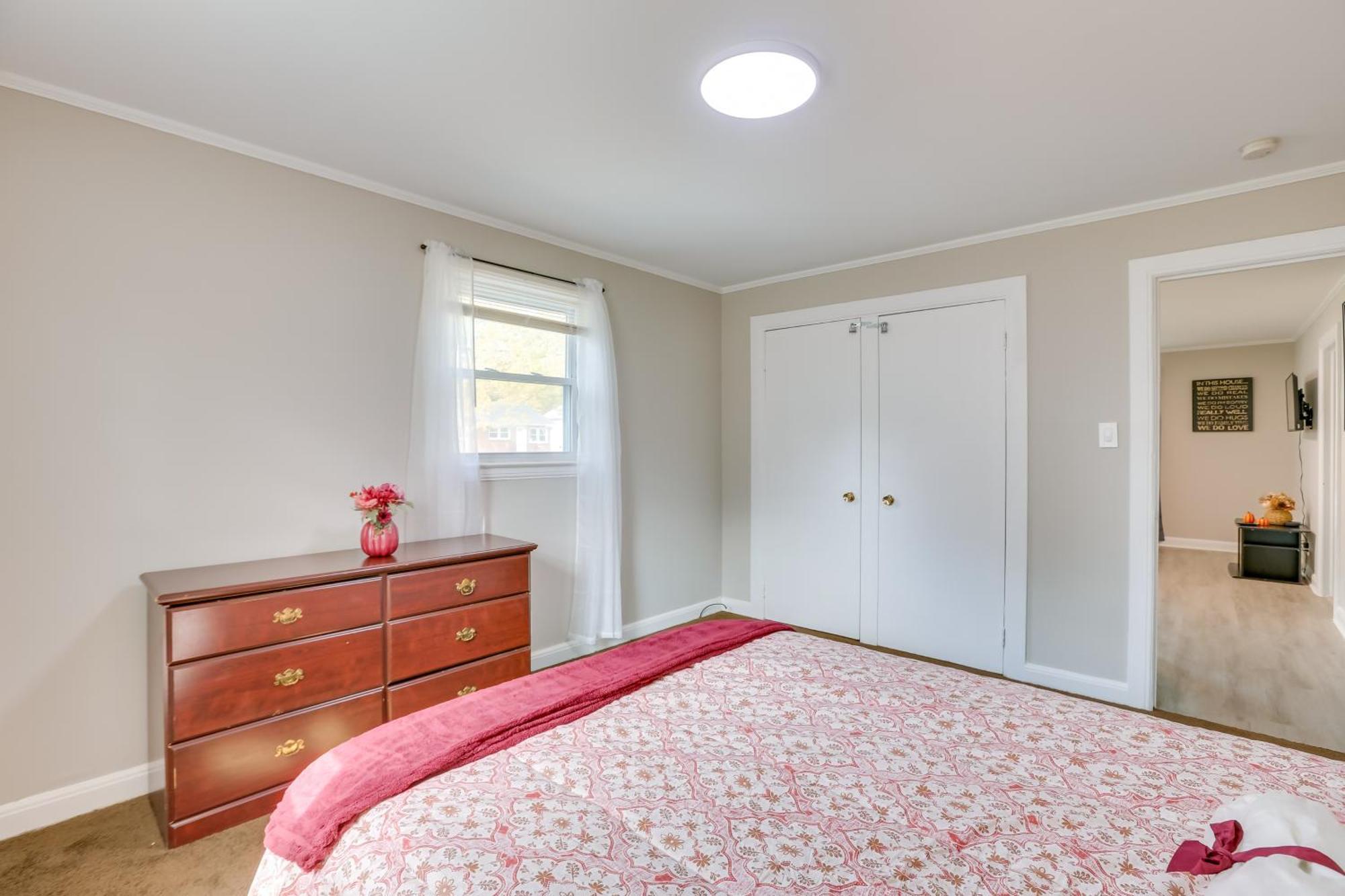 Cozy Greensboro Vacation Rental With Deck And Fire Pit Luaran gambar